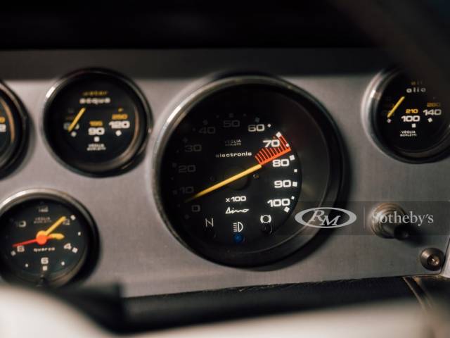 Ferrari Dino 308 GT4