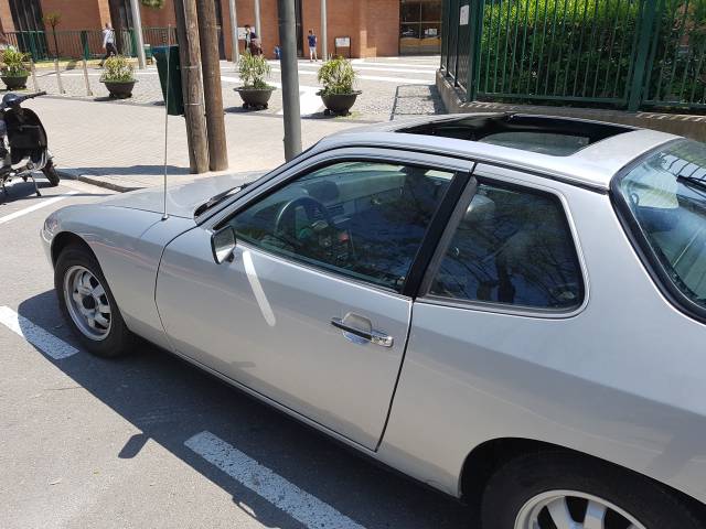 Porsche 924