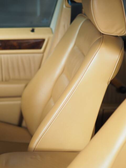 Mercedes-Benz 300 E 4-Matic