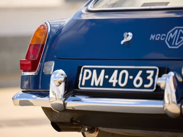 MG MGC GT