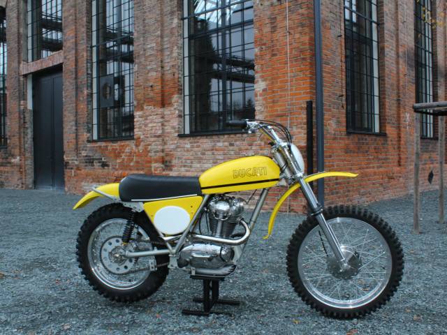 Bild 1/29 von Ducati DUMMY (1971)