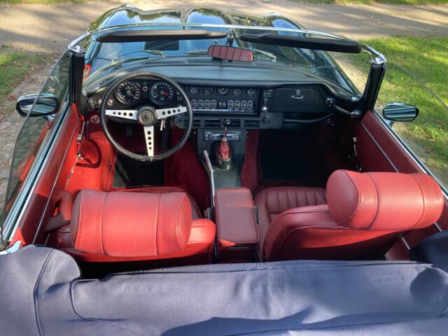 Jaguar E-Type V12