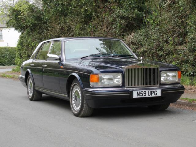 Image 1/20 of Rolls-Royce New Silver Spirit (1996)