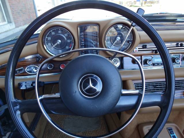 Mercedes-Benz 280 SE 3,5