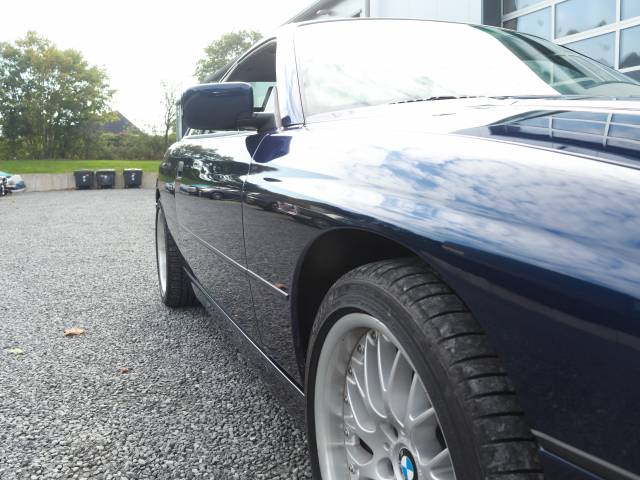 BMW 850i