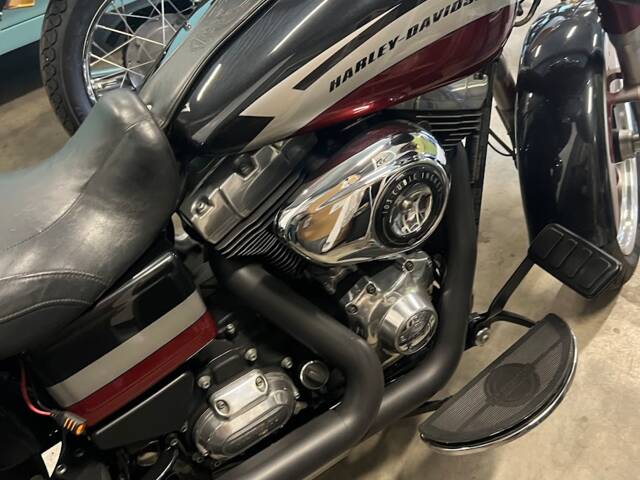 Harley-Davidson FLD Dyna Switchback