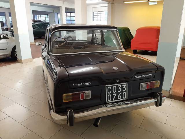 Alfa Romeo Giulia 1300 Super