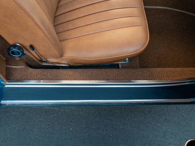 Mercedes-Benz 280 SL