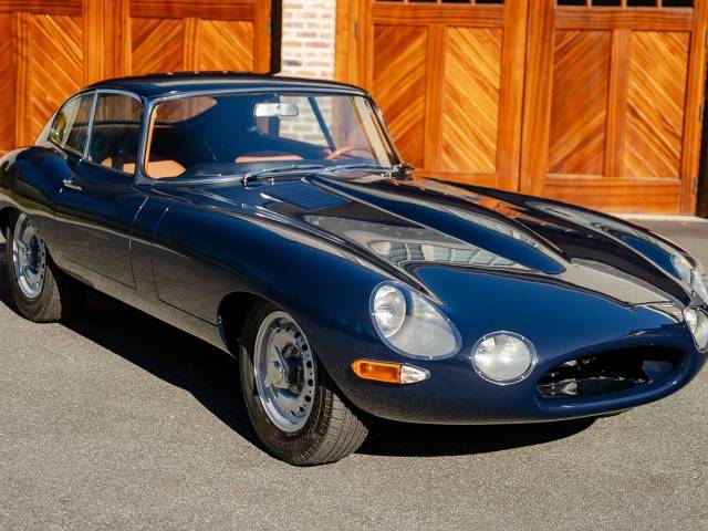 Bild 1/14 von Jaguar E-Type 3.8 (1964)