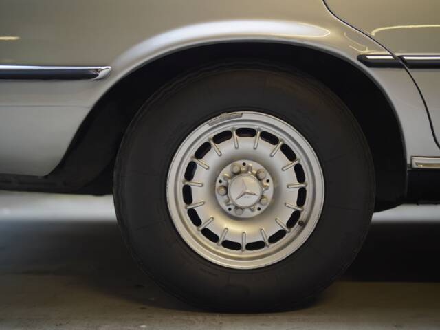Mercedes-Benz 450 SEL 6,9