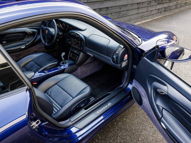 Porsche 911 Carrera 4S