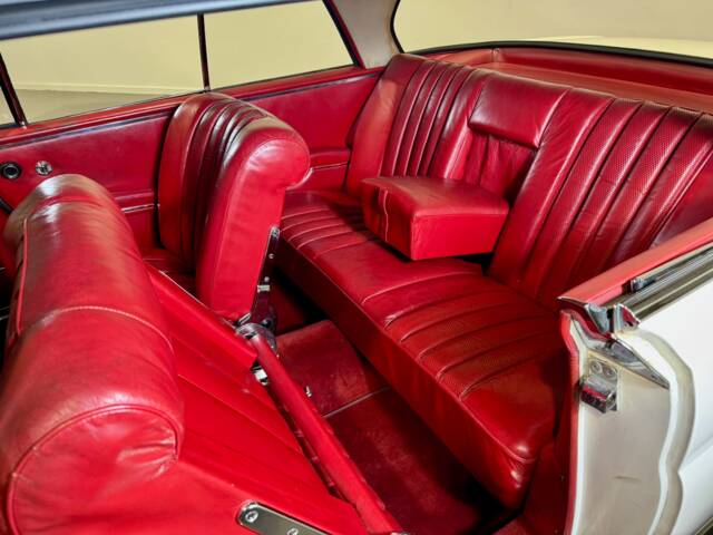 Mercedes-Benz 220 SE b