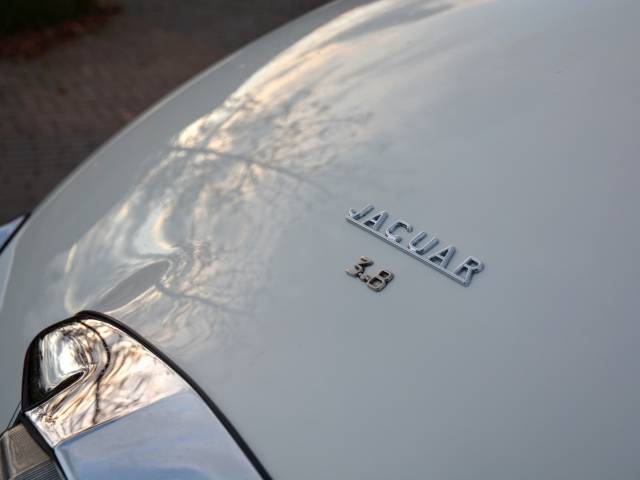 Jaguar Mk II 3.8
