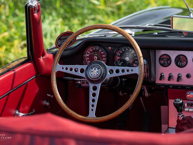 Jaguar E-Type 3.8 Flat Floor