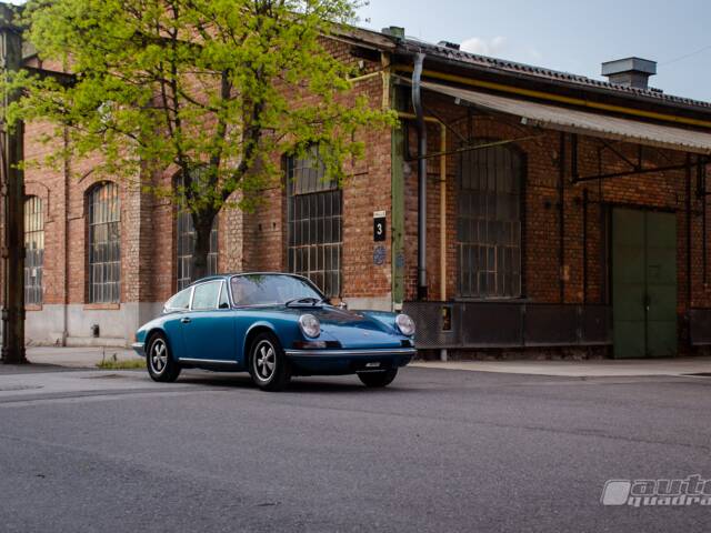 Porsche 911 2.4 T