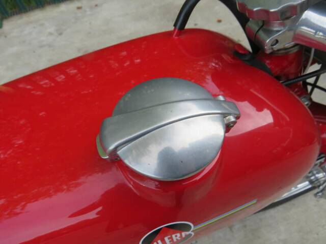 Gilera 175 Extra Rossa