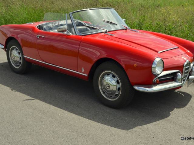 Alfa Romeo Giulia 1600 Spider