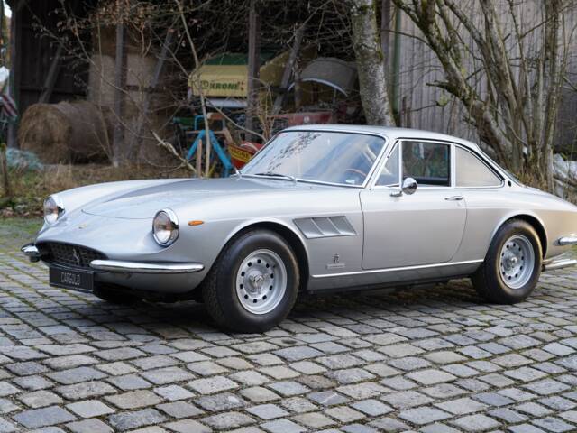 Ferrari 330 GTC