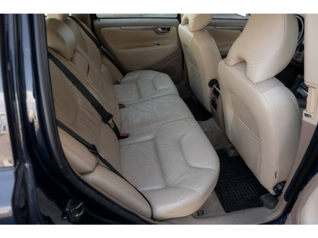 Volvo V 70 2.4
