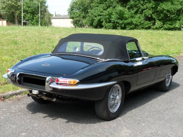 Jaguar E-Type 3.8
