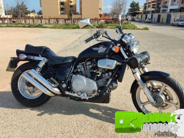 Honda VF 750 C