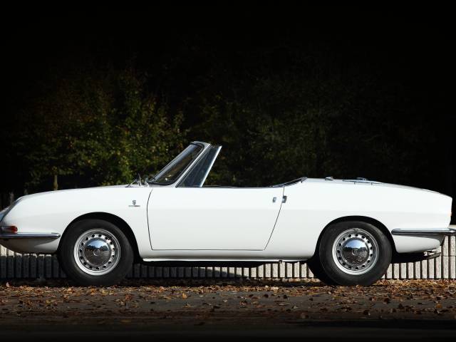 FIAT 850 Spider
