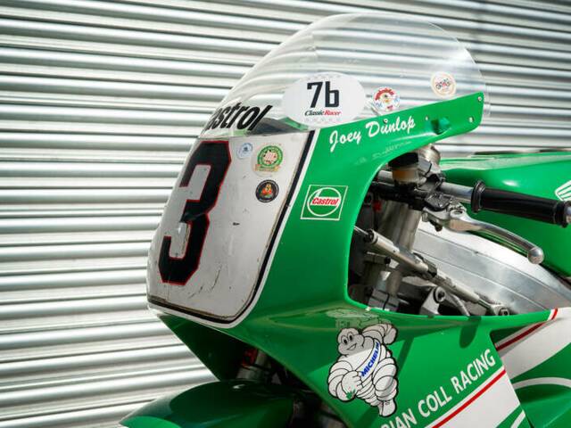 Honda VFR 750R RC 30