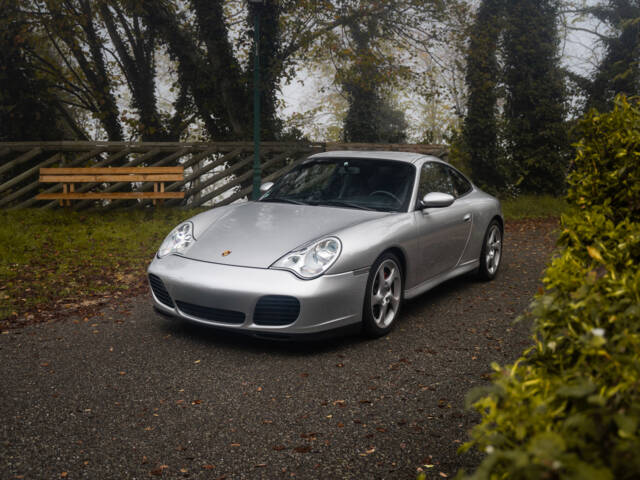 Porsche 911 Carrera 4S