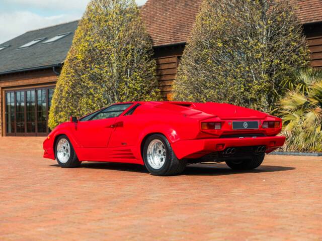 Lamborghini Countach 25th Anniversary