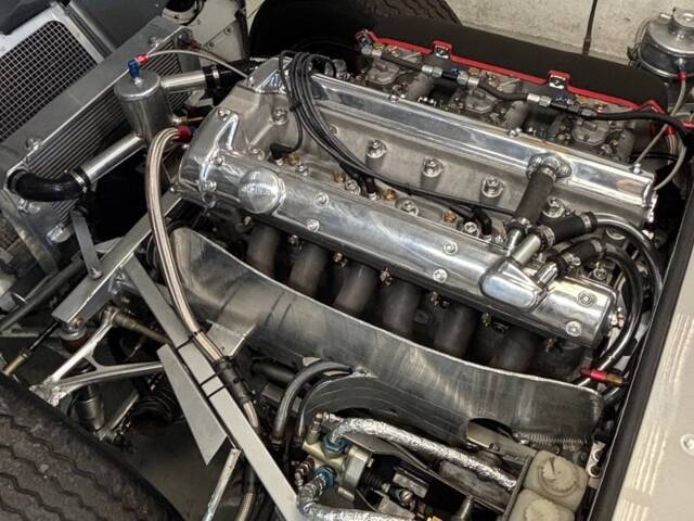 Jaguar E-Type 3.8