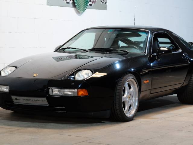 Bild 1/16 von Porsche 928 GT (1989)