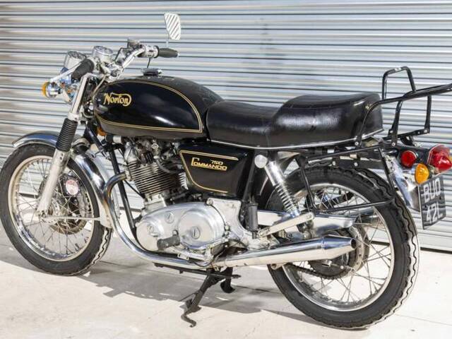 Norton Commando 750