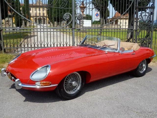 Jaguar E-Type 3.8