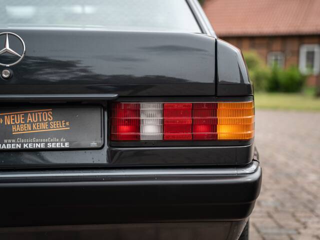 Mercedes-Benz 190 E