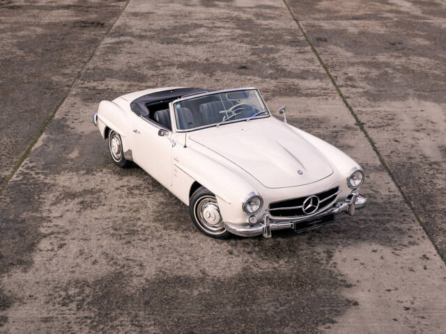 Image 1/26 of Mercedes-Benz 190 SL (1961)