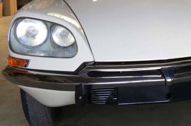 Citroën DS 21 IE Pallas