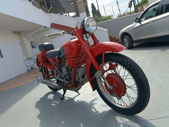 Moto Guzzi Falcone Turismo