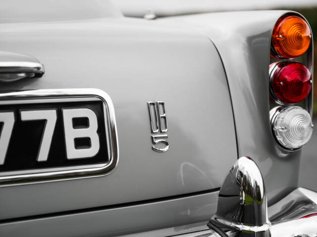 Aston Martin DB 5