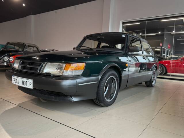 Bild 1/26 von Saab 900 2.0i 16V (1993)