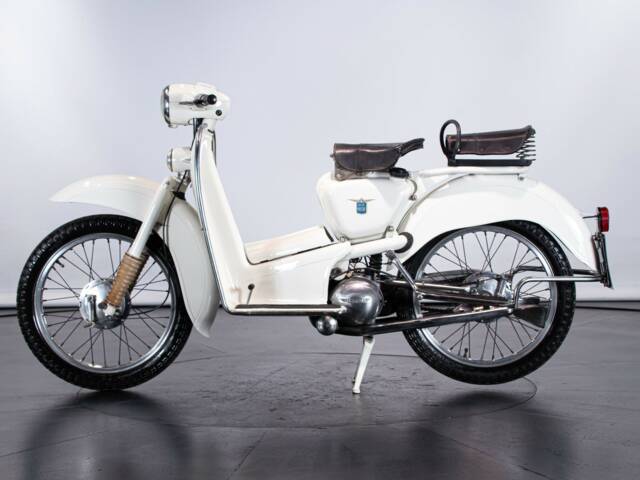 Aermacchi Zeffiro 125