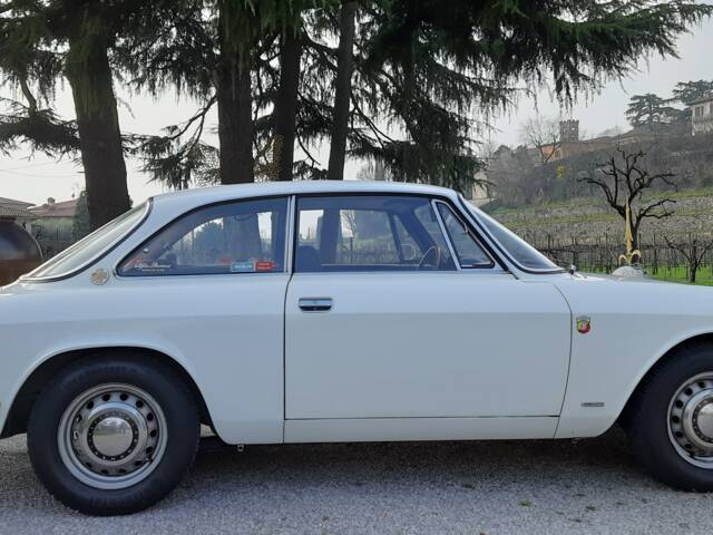 Alfa Romeo 1750 GT Veloce
