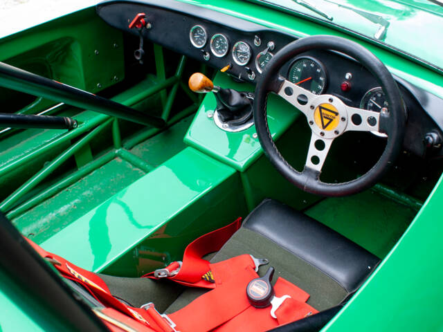 Ginetta G 4