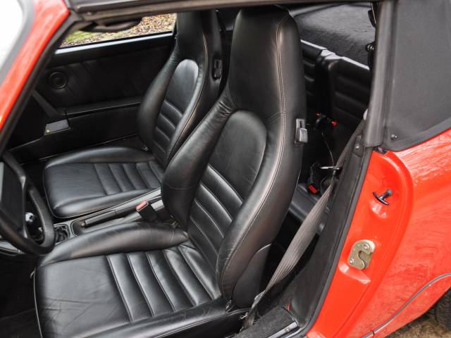 Porsche 911 Carrera 2