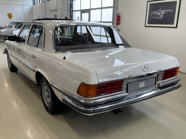Mercedes-Benz 280 S