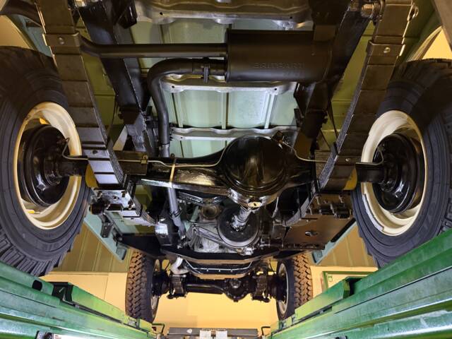 Land Rover 88