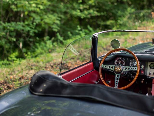 Jaguar E-Type 3.8