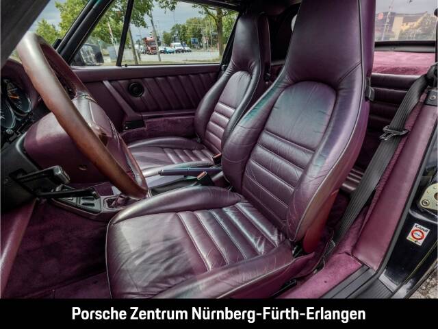 Porsche 911 Carrera 4