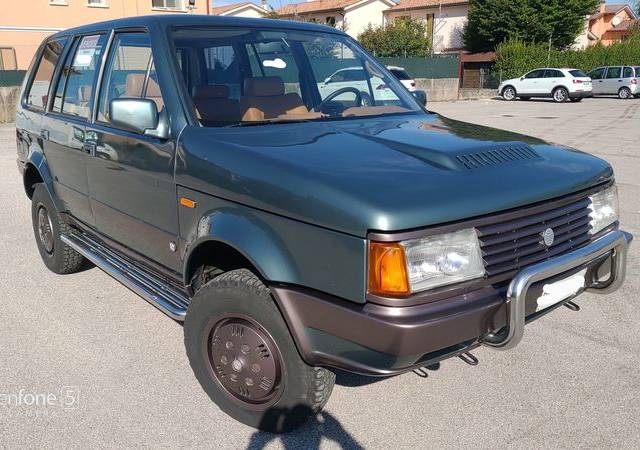 Image 1/6 de Rayton Fissore Magnum 4x4 (1987)