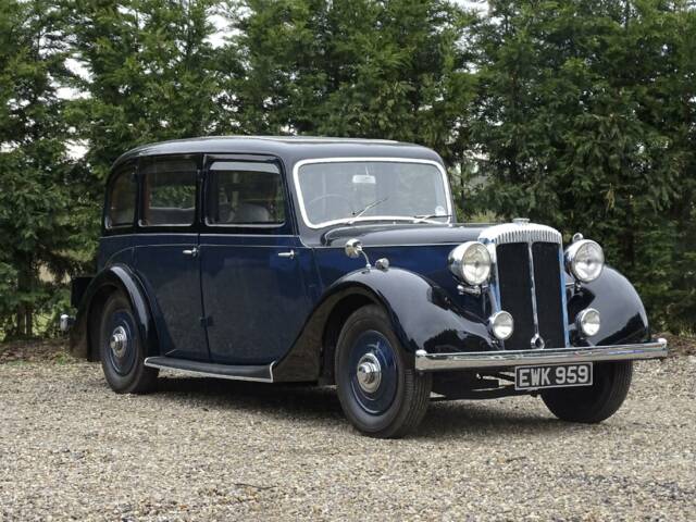 Image 1/50 of Daimler 24 EL (1940)