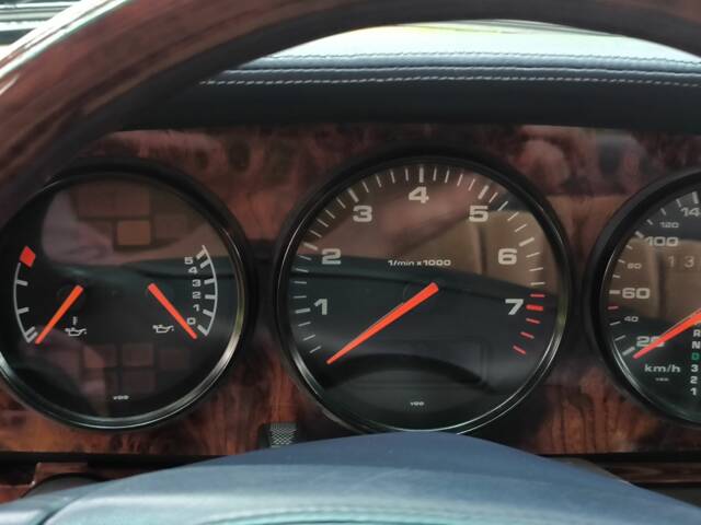 Porsche 911 Carrera